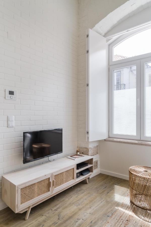 Casa Boma Lisboa - Design Apartment With Private Vegetal Terrace - Lapa VII Экстерьер фото