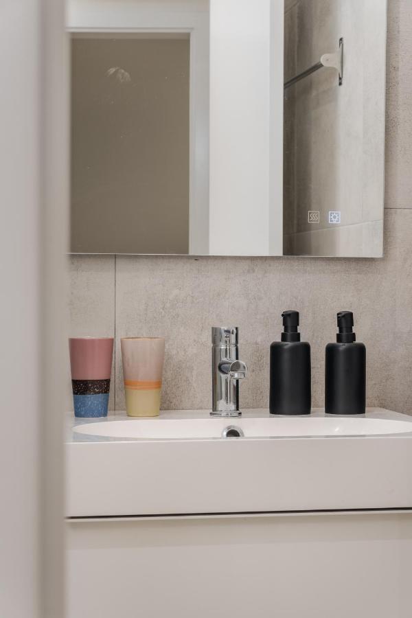 Casa Boma Lisboa - Design Apartment With Private Vegetal Terrace - Lapa VII Экстерьер фото