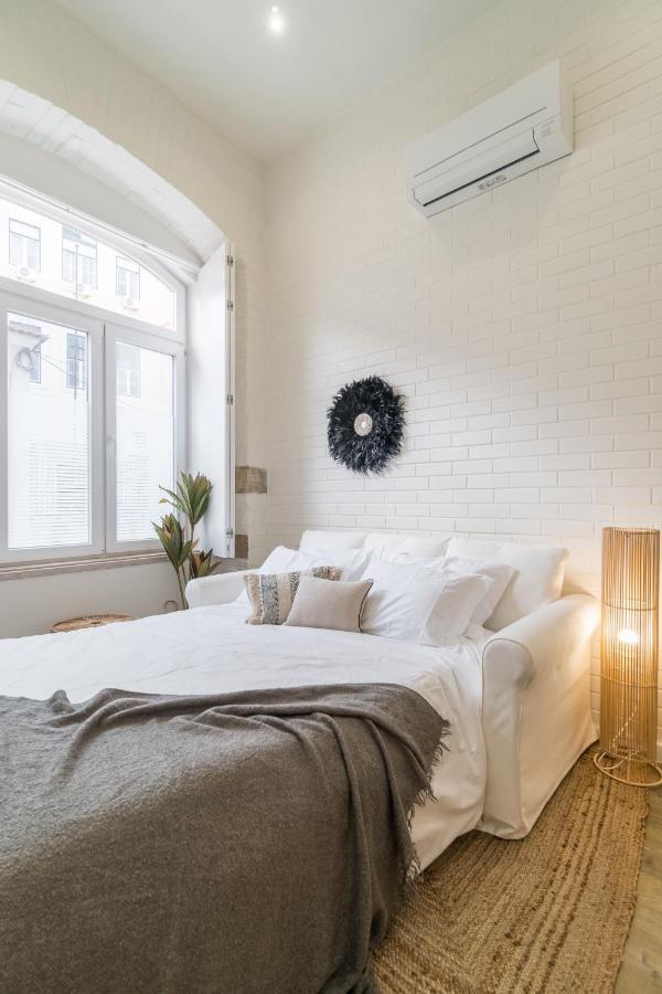 Casa Boma Lisboa - Design Apartment With Private Vegetal Terrace - Lapa VII Экстерьер фото